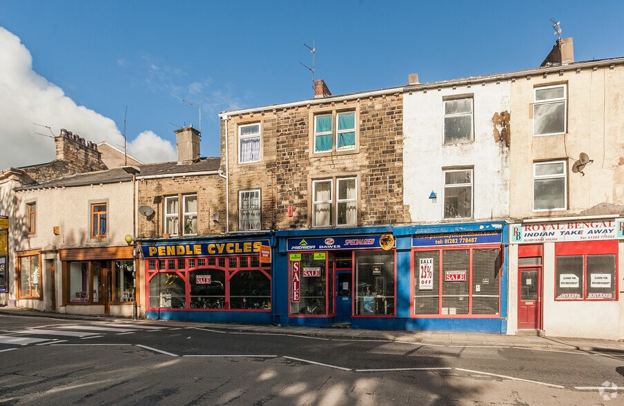 10-16 Church St, Burnley for sale - Primary Photo - Image 1 of 1