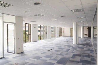 Office in Sant Just Desvern, Barcelona to rent Interior Photo- Image 2 of 3