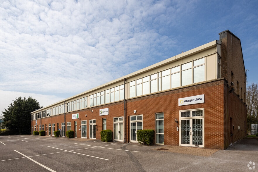 Ely Rd, Reading to rent - Building Photo - Image 3 of 17