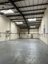 Ardglen Rd, Whitchurch to rent Interior Photo- Image 2 of 2