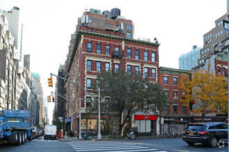 364 W 36th St, New York, NY for rent Primary Photo- Image 1 of 5