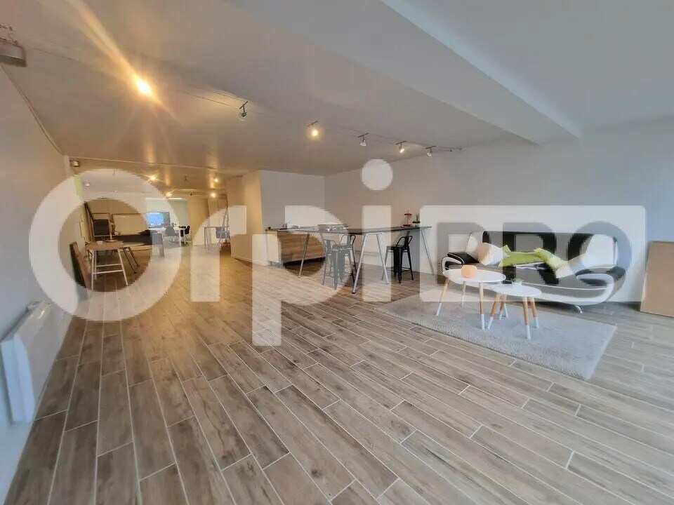 Office in Saint-Pierre-des-Corps for sale Building Photo- Image 1 of 5