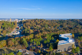 2000-2100 SouthBridge Pky, Birmingham, AL - aerial  map view