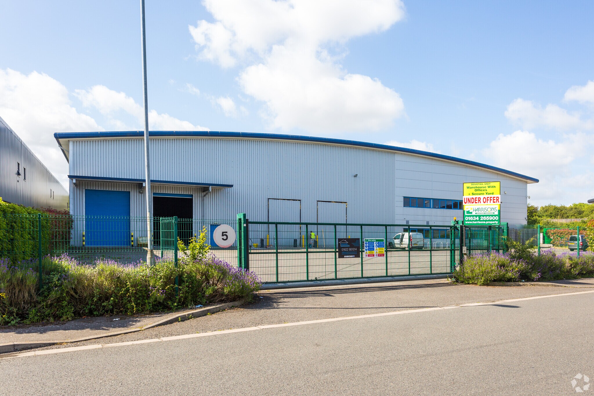 Bingham Rd, Sittingbourne for sale Primary Photo- Image 1 of 1