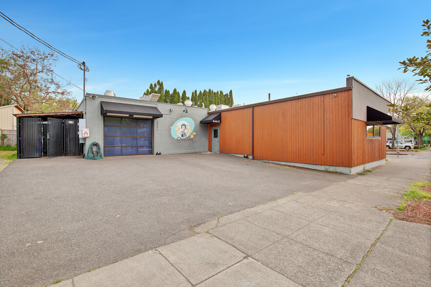 5003 N Lombard St, Portland, OR for sale - Building Photo - Image 3 of 17