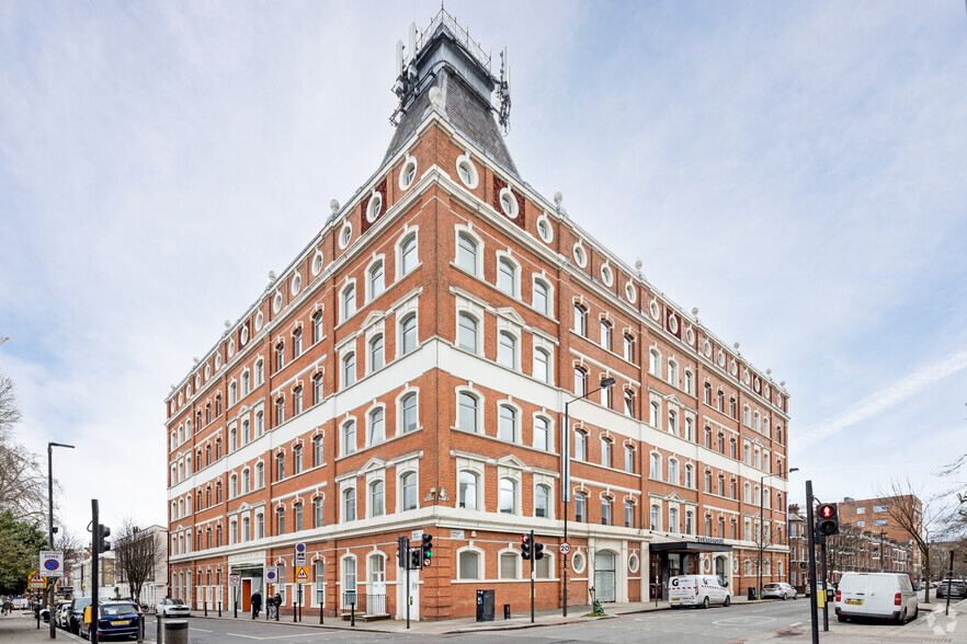 64 Pratt Street, London for rent - Primary Photo - Image 1 of 4