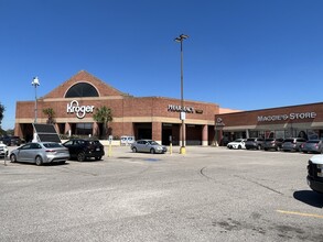 10110-10138 Hammerly Blvd, Houston, TX for rent Building Photo- Image 1 of 7