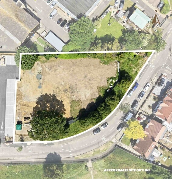 31 Woodford Bridge Rd, Ilford for sale - Aerial - Image 1 of 3