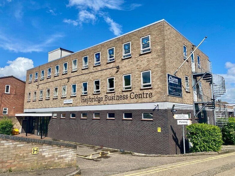 The Causeway, Maldon to rent - Building Photo - Image 1 of 5
