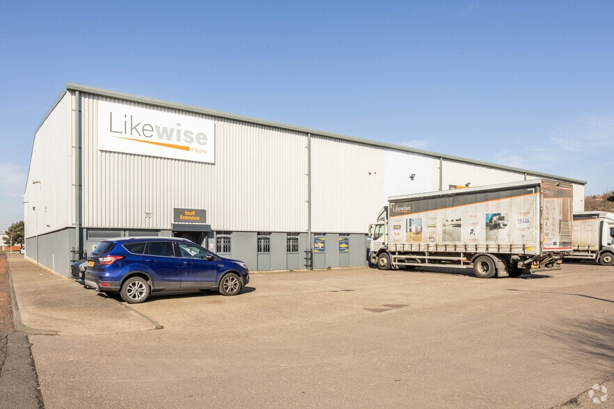 Eleventh Ave, Gateshead for sale - Primary Photo - Image 1 of 1