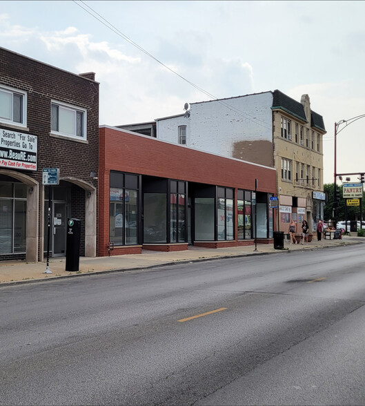 5349-53.5 W Belmont Ave, Chicago, IL for rent - Building Photo - Image 1 of 2