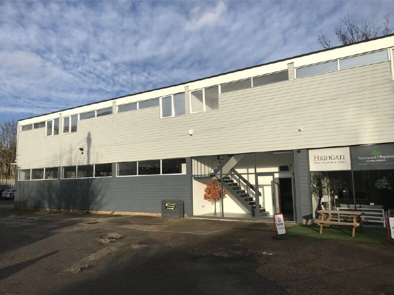 327 Southchurch Rd, Southend On Sea for sale Primary Photo- Image 1 of 1