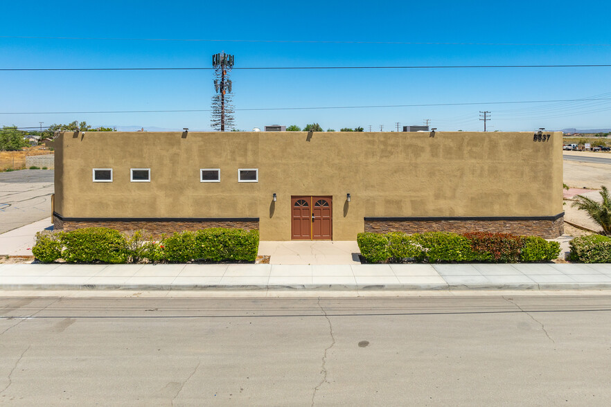 8837 E Palmdale Blvd, Palmdale, CA for sale - Building Photo - Image 3 of 52