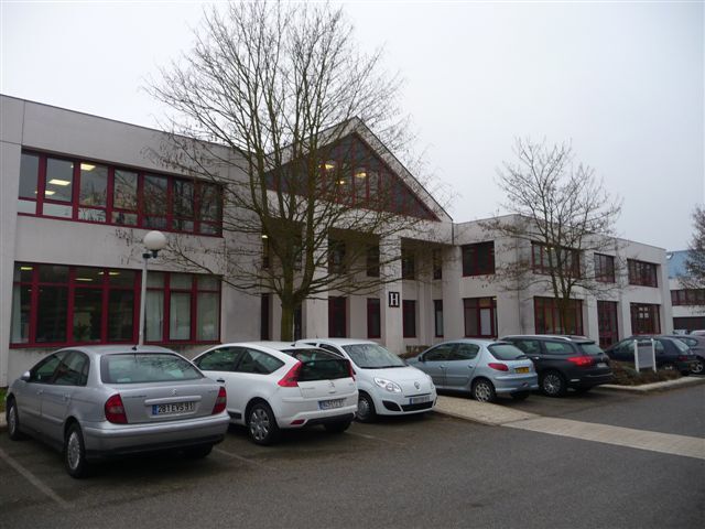 1 Rue De Terre Neuve, Les Ulis to rent Building Photo- Image 1 of 8