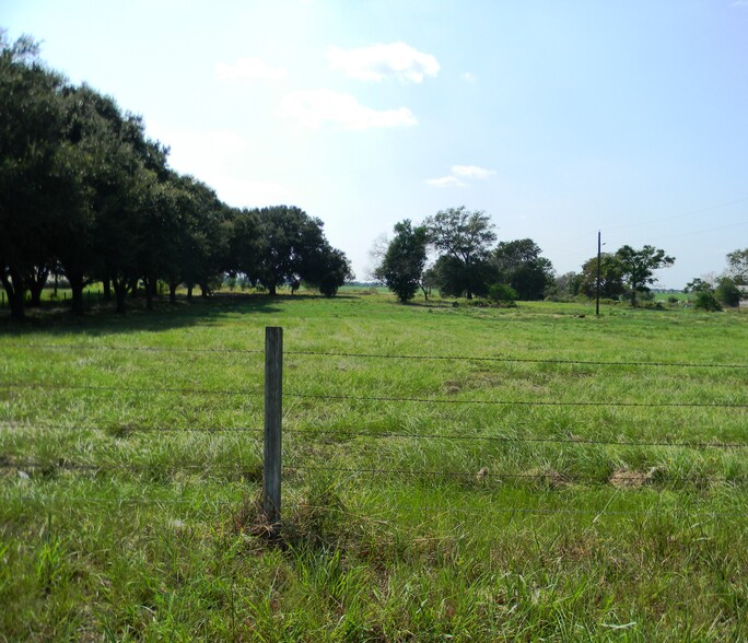 17845 Fm 362 Rd, Waller, TX for rent - Building Photo - Image 1 of 12