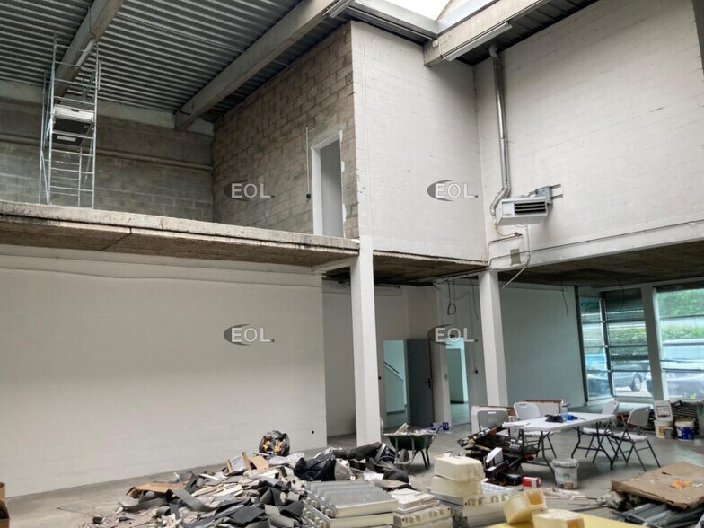 Industrial in Valenton to rent - Interior Photo - Image 3 of 6