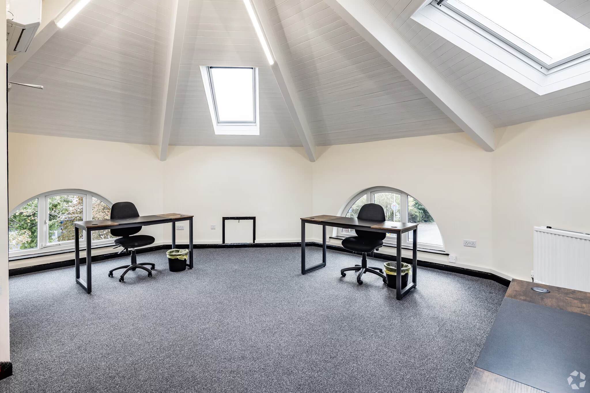 1-11 Liverpool Rd N, Liverpool to rent Interior Photo- Image 1 of 4