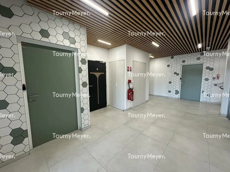 Office in Treillières to rent - Interior Photo - Image 3 of 5