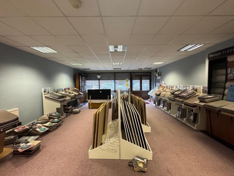 89-100 Commercial St, Tredegar for sale - Building Photo - Image 3 of 16