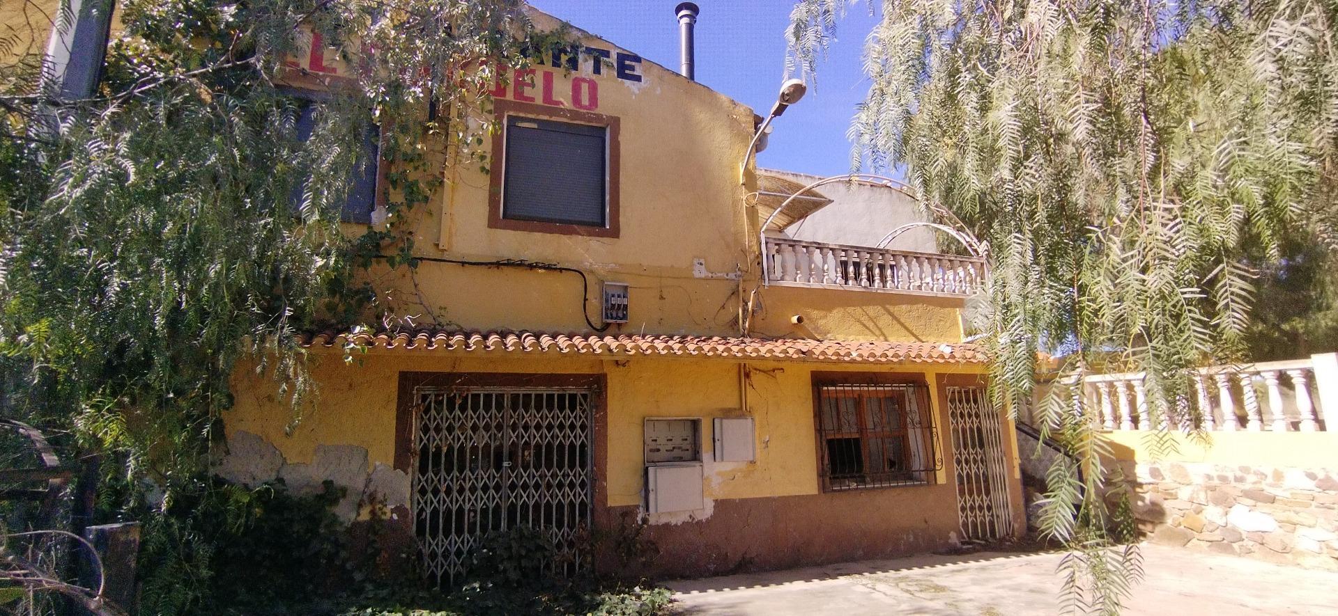 Retail in Calasparra for sale Building Photo- Image 1 of 43