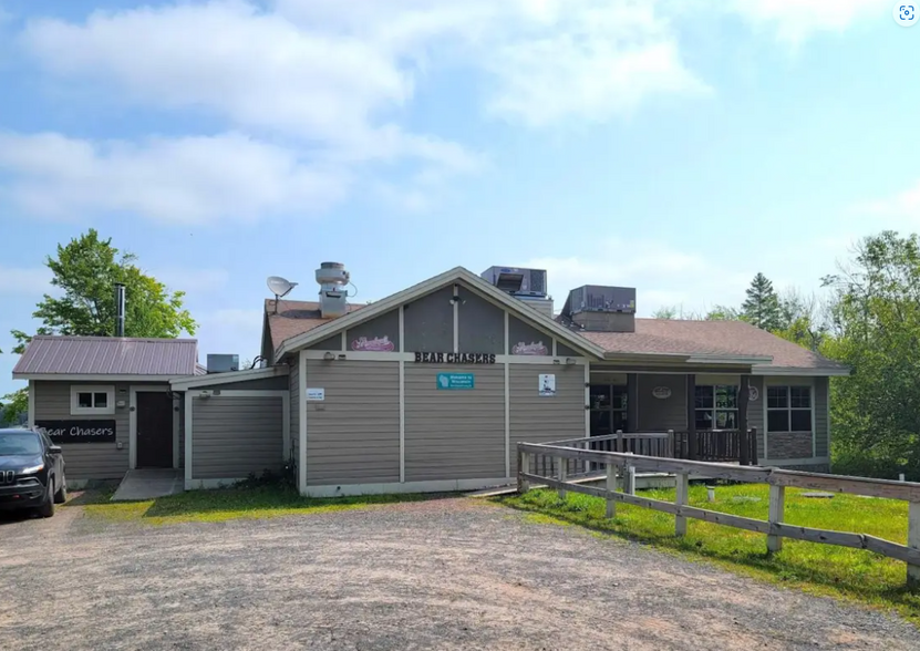 7688N Island Lake Rd, Hurley, WI for sale - Primary Photo - Image 1 of 12