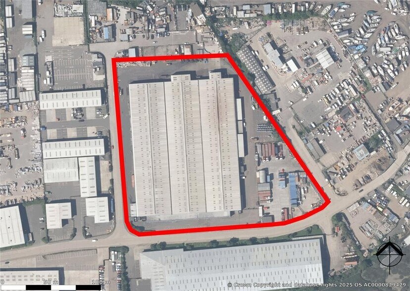 Rochehall Way, Rochford to rent - Building Photo - Image 3 of 21