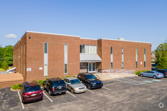 30 S Valley Rd, Paoli, PA for rent Building Photo- Image 1 of 9