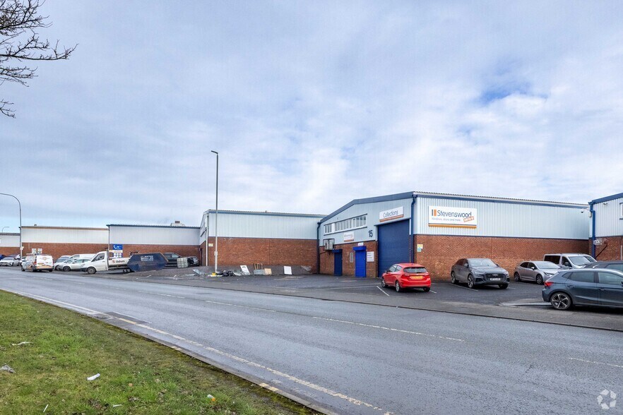 Planetary Rd, Willenhall to rent - Building Photo - Image 2 of 2