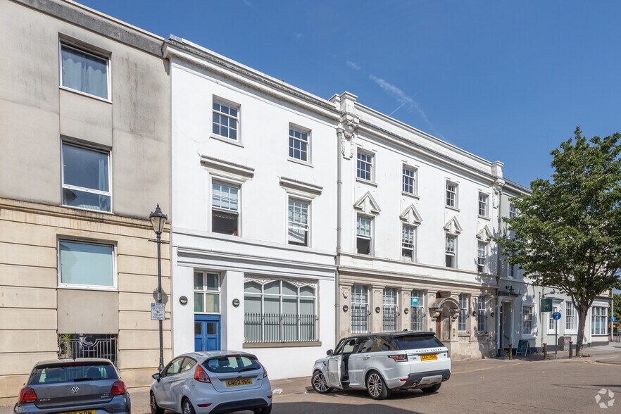 33-35 West Bute St, Cardiff for sale - Primary Photo - Image 1 of 1