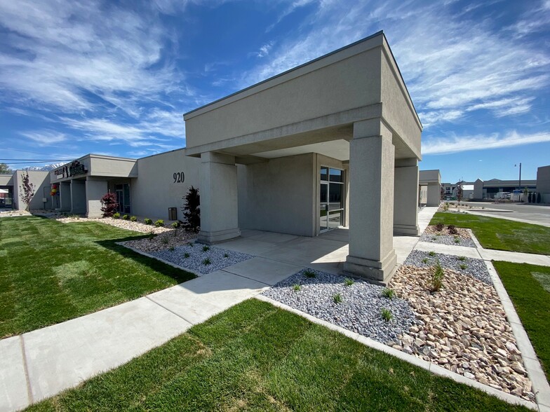 920 E State Rd, American Fork, UT for rent - Building Photo - Image 1 of 7