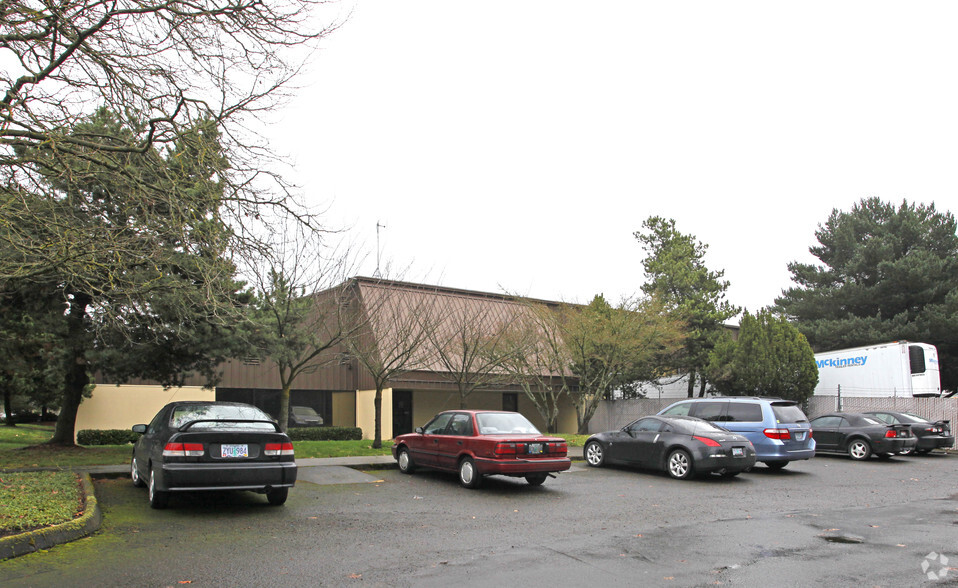 19400 SW Teton Ave, Tualatin, OR for rent - Building Photo - Image 2 of 2