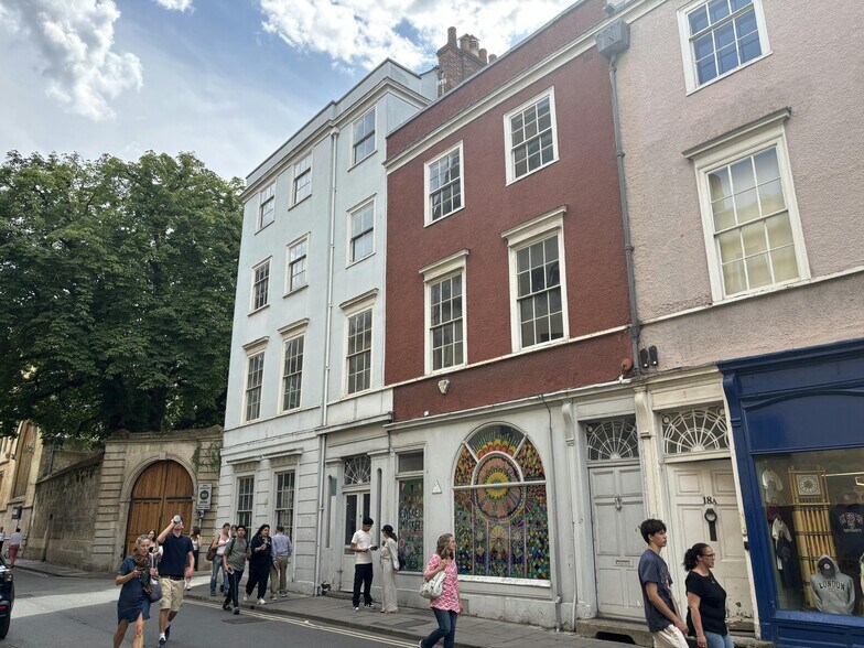 16-17 Turl St, Oxford for sale - Building Photo - Image 1 of 7