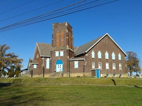 2158 Mercer Rd, Fredonia, PA for sale Primary Photo- Image 1 of 1