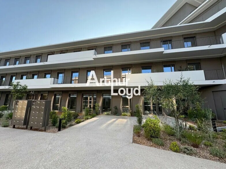 Office in Valbonne to rent - Building Photo - Image 3 of 19