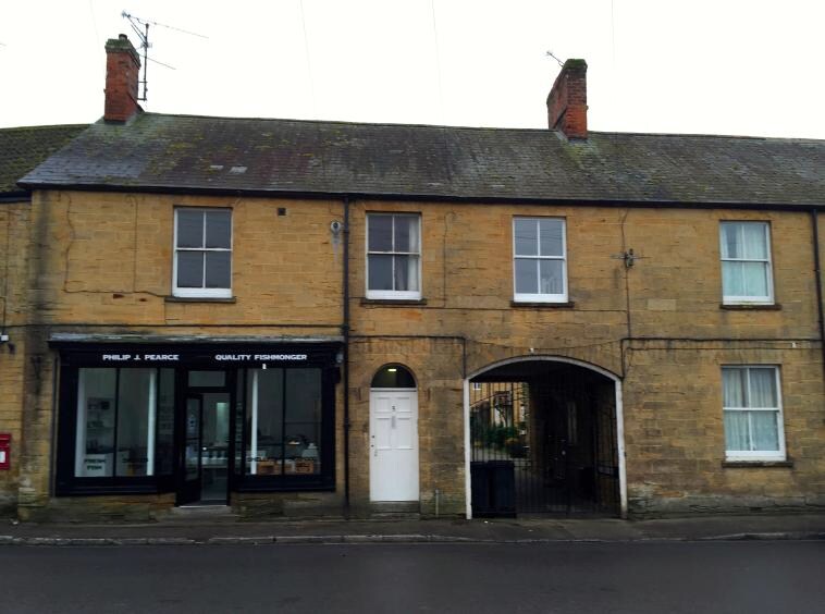 5 St. James St, South Petherton for sale Primary Photo- Image 1 of 1