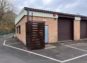 Wilverley Rd, Christchurch to rent Building Photo- Image 2 of 4