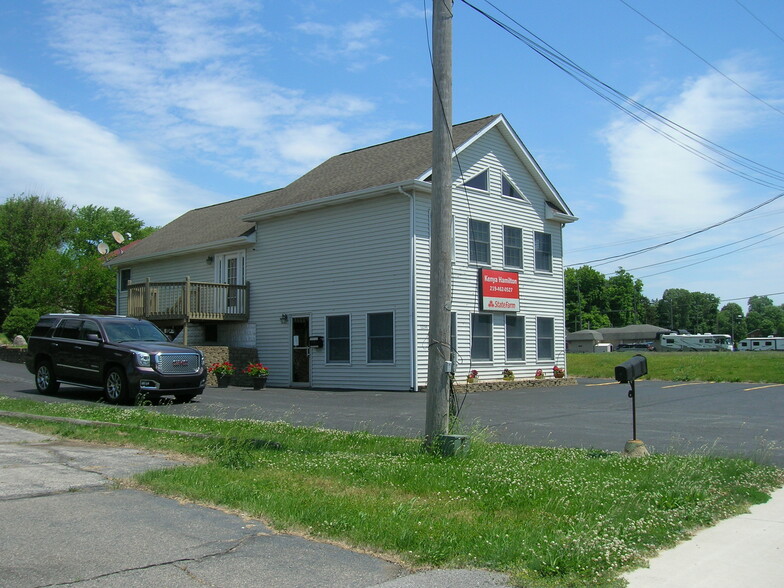 1256 Morthland Dr, Valparaiso, IN for sale - Building Photo - Image 1 of 1