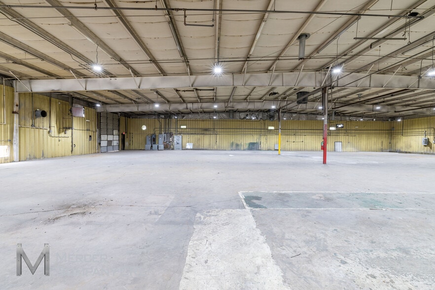 400 Glade Ave, Oklahoma City, OK to rent - Interior Photo - Image 3 of 33