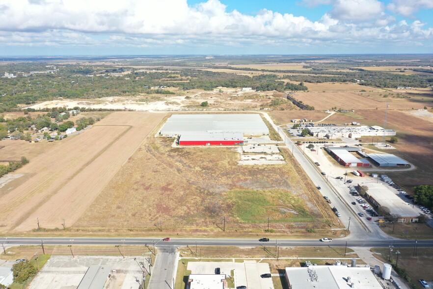 Reed Drive & Highway 20, Lockhart, TX for sale - Building Photo - Image 1 of 2