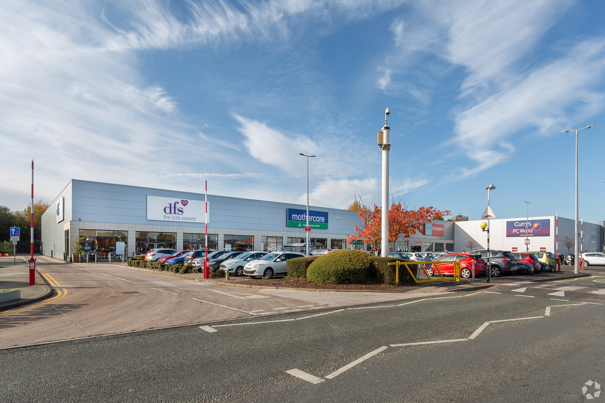 2 The Merry Hill Centre, Brierley Hill for sale Primary Photo- Image 1 of 1