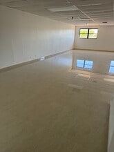 11575 US Route 1, Palm Beach Gardens, FL to rent Interior Photo- Image 2 of 4