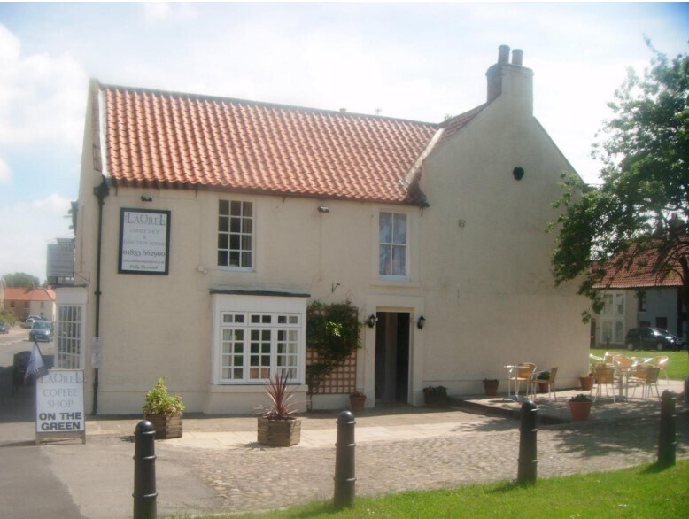 2-3 Central Buildings, Staindrop for sale - Primary Photo - Image 1 of 1