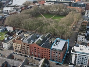 10 Queen Sq, Bristol, BST - Aerial map view