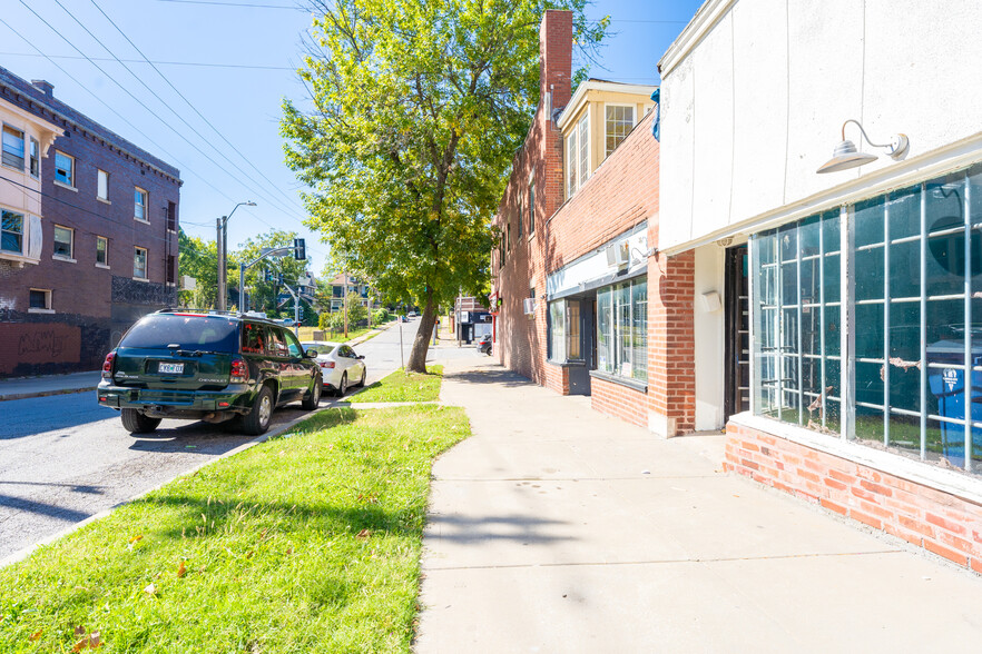 4245-4247 Troost Ave, Kansas City, MO for rent - Building Photo - Image 3 of 15