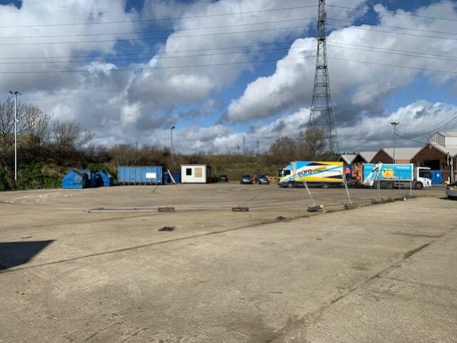 72-76 River Rd, Barking for sale Primary Photo- Image 1 of 1