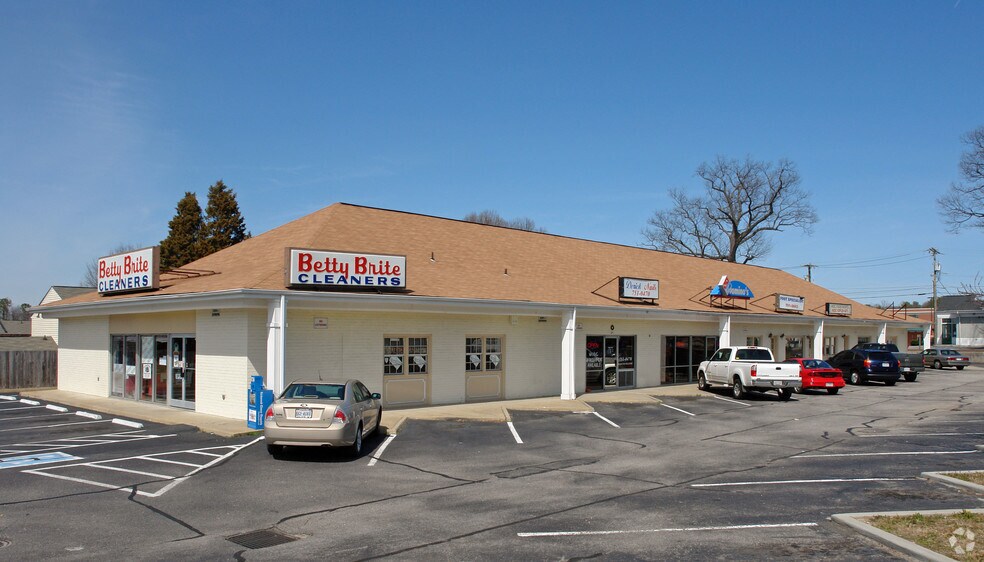 43124320 W Hundred Rd, Chester 23831 Retail for Rent UK