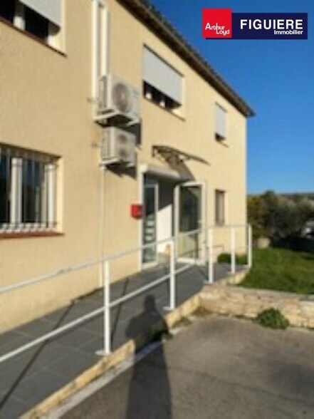 Office in Lançon-Provence for sale - Building Photo - Image 2 of 11