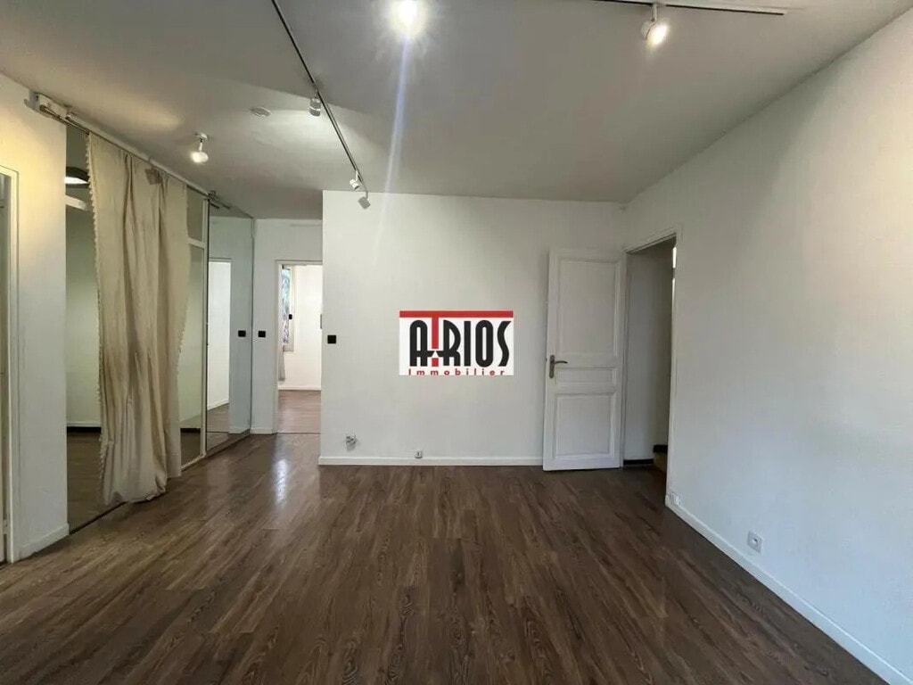 Location Local d'activités 62 m² - Photo 1
