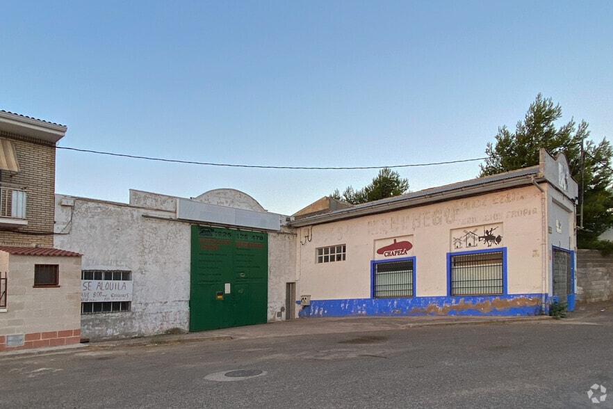 Avenida de Magallanes, 26, Santa Cruz de la Zarza, Toledo to rent - Building Photo - Image 2 of 2