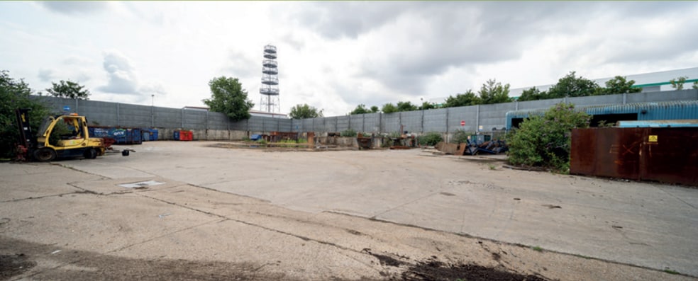 Endeavour Way, Croydon to rent - Site Plan - Image 2 of 3